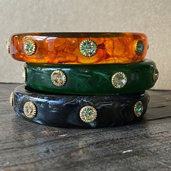 Anthropologie Jewelry - NEW Rhinestone Acrylic Bangle Bracelet Set
